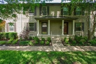 Building Photo - 6438 Bordeaux Ave