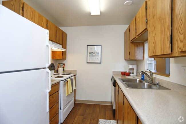 2 BR-Kitchen - Tamaron Ranch