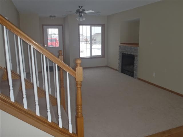 Living room - 435 Cedar Pl