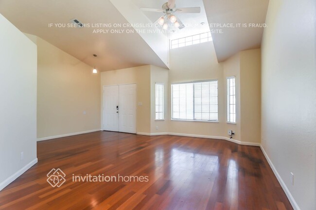 Building Photo - 4507 Sungate Dr