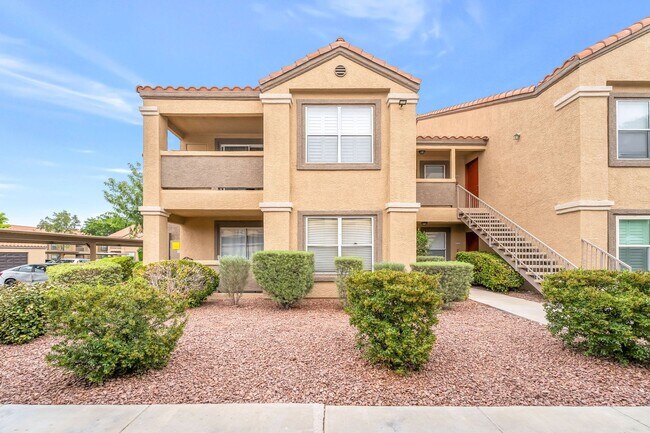Building Photo - Move-in Ready 2-Bed Condo!