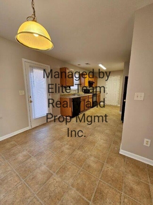 Foto del edificio - 5725 Brookfield Point Dr 3 bed w/bonus roo...