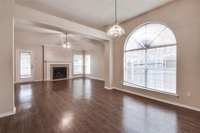 Foto del edificio - 952 Freshwood Ct