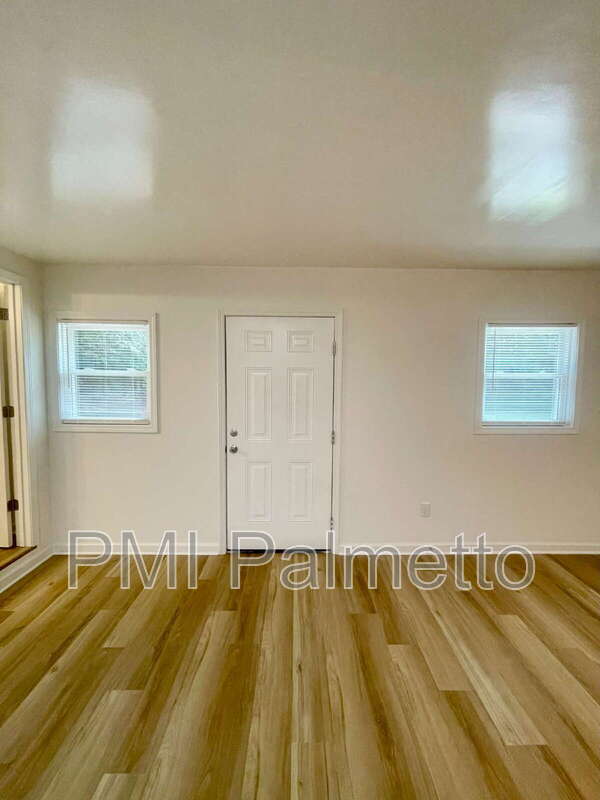 Foto del edificio - 2282 Old Camden Rd