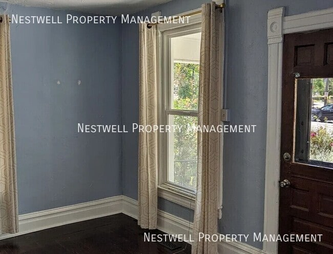 Building Photo - 873 E 300 S