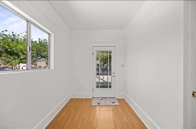 Foto del edificio - 3815 Birch St