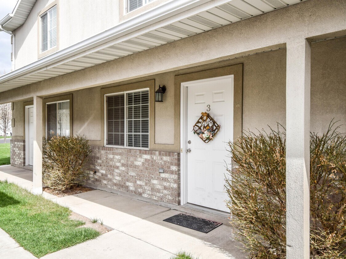 3 W 1285 S, Logan, UT 84321 Townhome Rentals in Logan UT