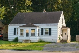 Building Photo - 509 Millbrook Rd