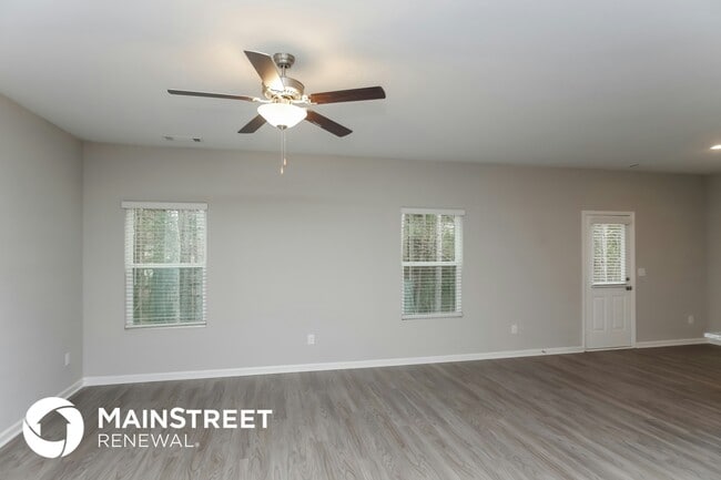 Foto del edificio - 318 Augusta Woods Dr