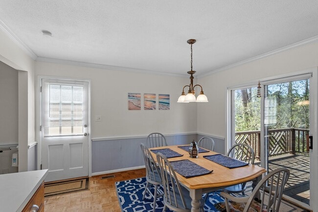 Photo - Charming 3 Bed, 2 Bath on Ward Street, Close to Universities House