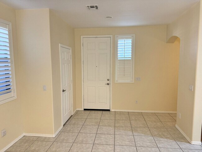 Foto del edificio - 15477 W Jackson St