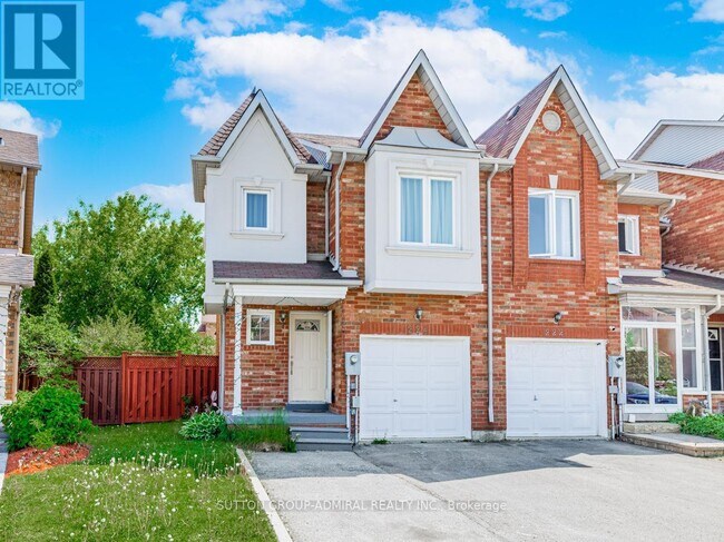 Building Photo - 224 Kelso Crescent