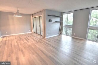 Building Photo - 1578 Moorings Dr