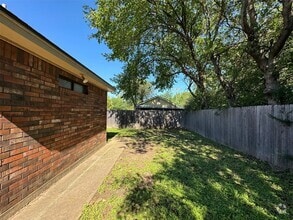 Building Photo - 1244 Misty Ln