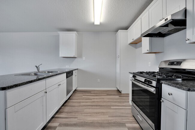 Foto del edificio - Beautiful 4 bedroom home in Rosillo Creek!...