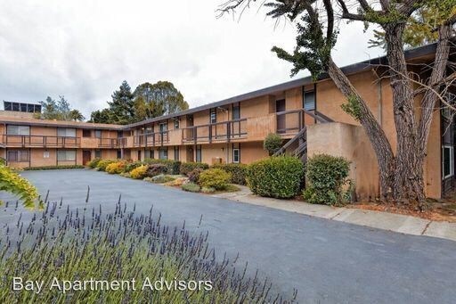 Primary Photo - 6052 Chabot Rd