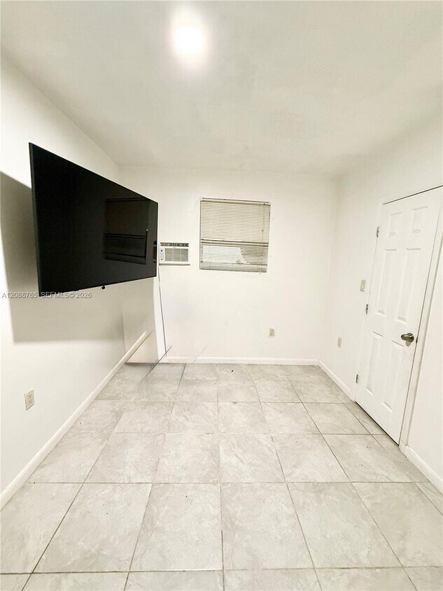 Foto del edificio - 29xx NW 6th Ct