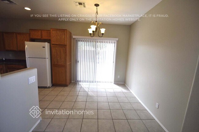 Foto del edificio - 17137 W Saguaro Ln