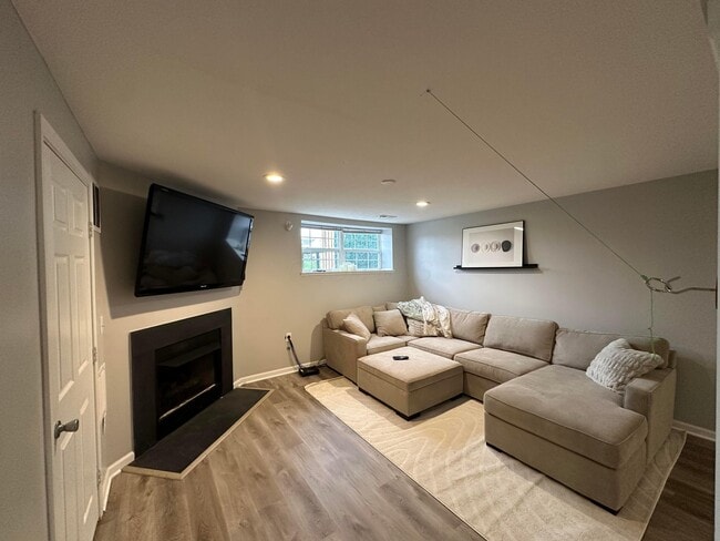 Building Photo - 6002 Andrew John Dr