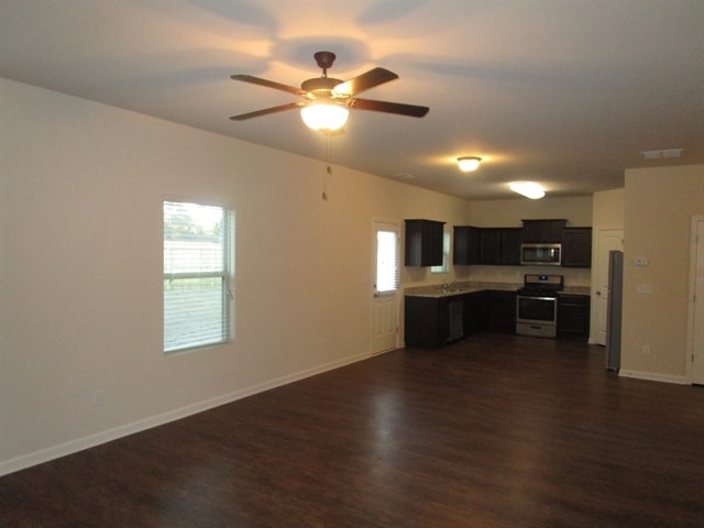 Foto del edificio - 4025 Clay Ct SE