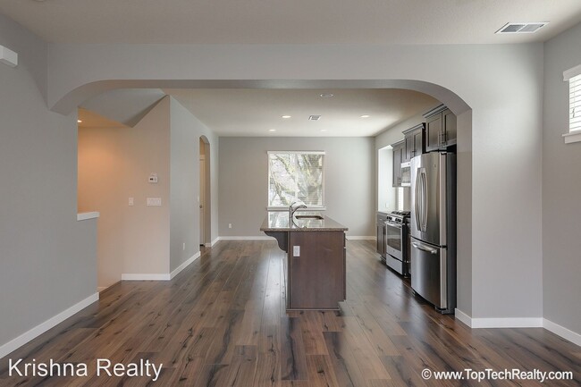 Foto del edificio - 3 br, 2.5 bath House - 1980 SW Latitude Way