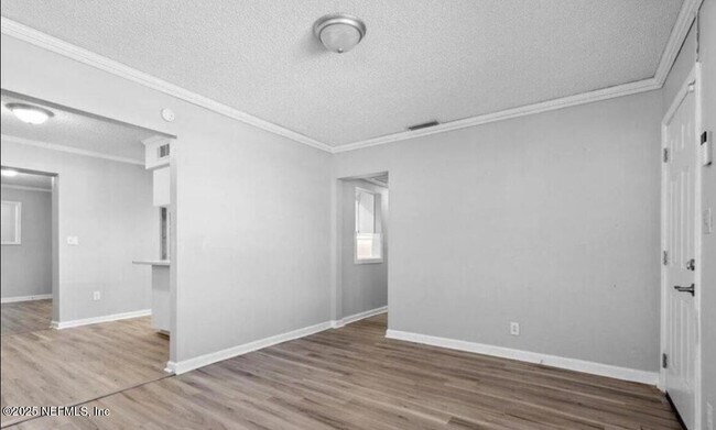 Building Photo - 1731 Melson Ave