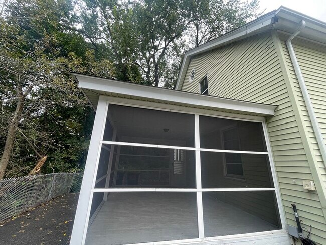 Building Photo - 59 Upton St