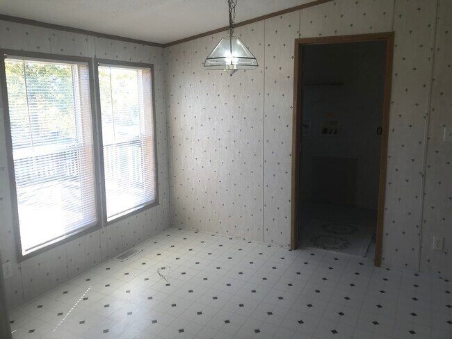 Foto del edificio - 2216 N Garnet Ave