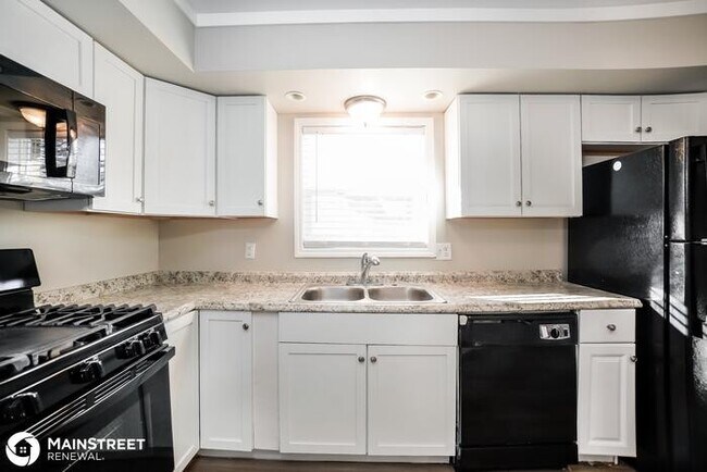 Building Photo - 4123 RIDGEWAY DR, INDIANAPOLIS, IN 46221
