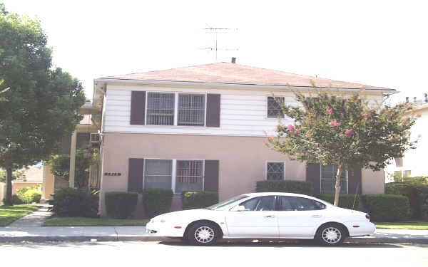 Building Photo - 1914 W Verdugo Ave