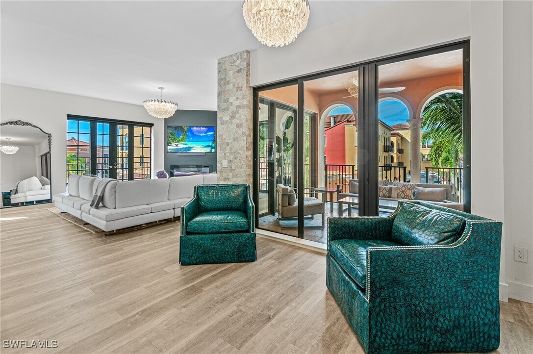 Foto principal - 8010 Via Sardinia St