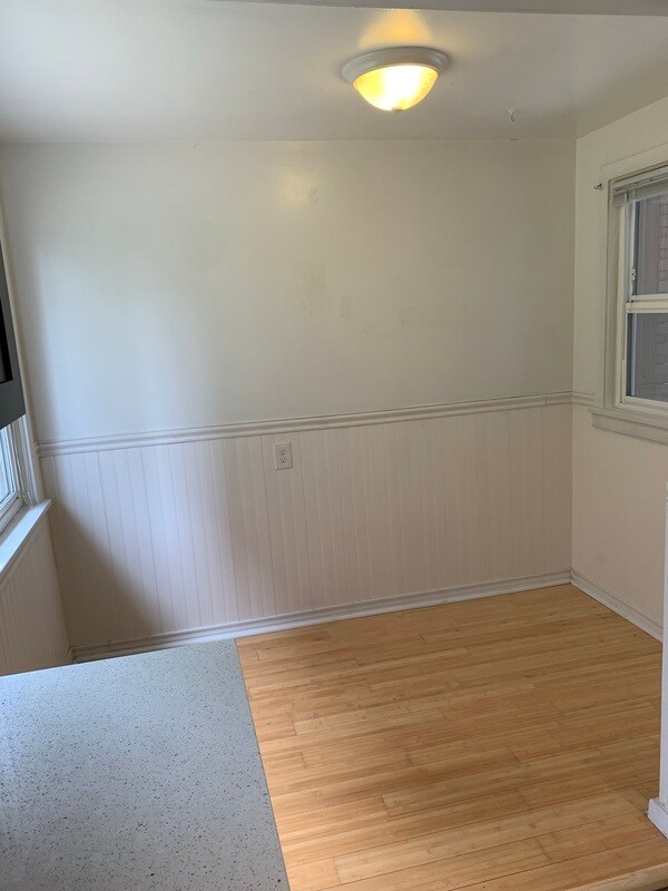 Foto del edificio - 1633 10th Ave W