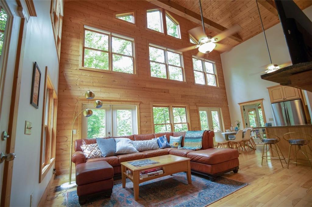 1200 Beaver Lake Dr, Ellijay, GA 30540 House Rental in Ellijay, GA