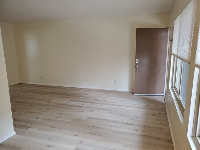 Sala de estar - 4180 Louisiana St