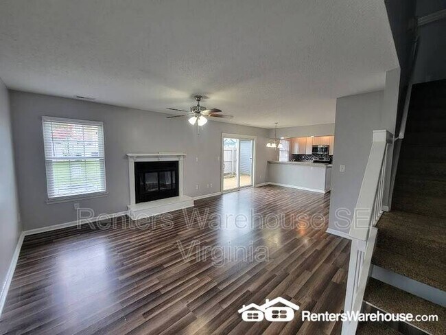 Building Photo - 651 Ridge Cir