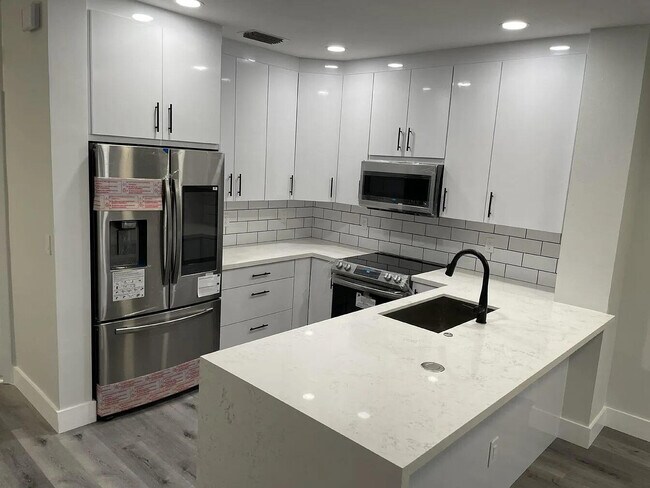 Foto del edificio - 12171 SW 4th St
