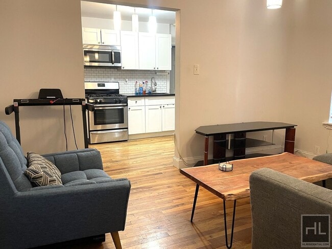 Building Photo - SENATOR STREET