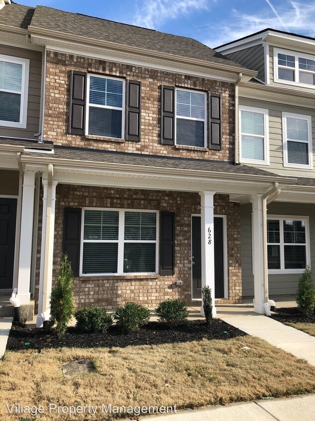 Foto principal - 630 Bradburn Village Cir