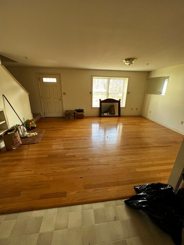 8 Pebble Ln, Sanford, ME 04073 Townhome Rentals in Sanford ME