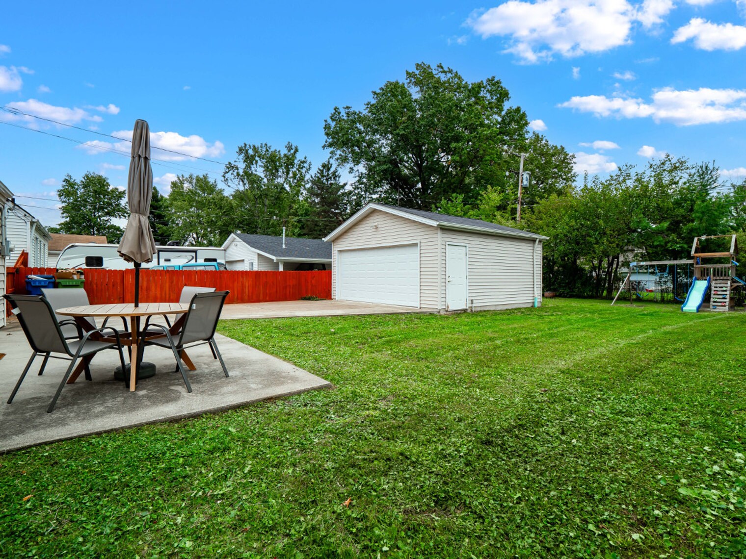 6771 Greenleaf Ave Parma Heights, OH 44130 – photo 5