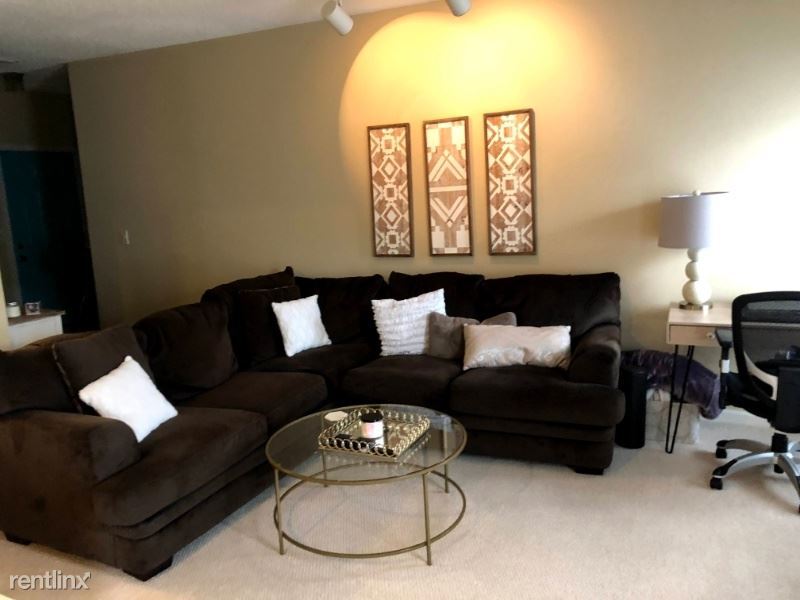 Foto principal - 12000 Taliesin Pl