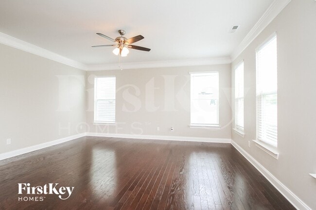 Foto del edificio - 130 Habersham Ct