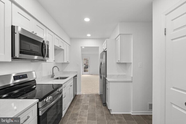 Foto del edificio - 119 E Main St