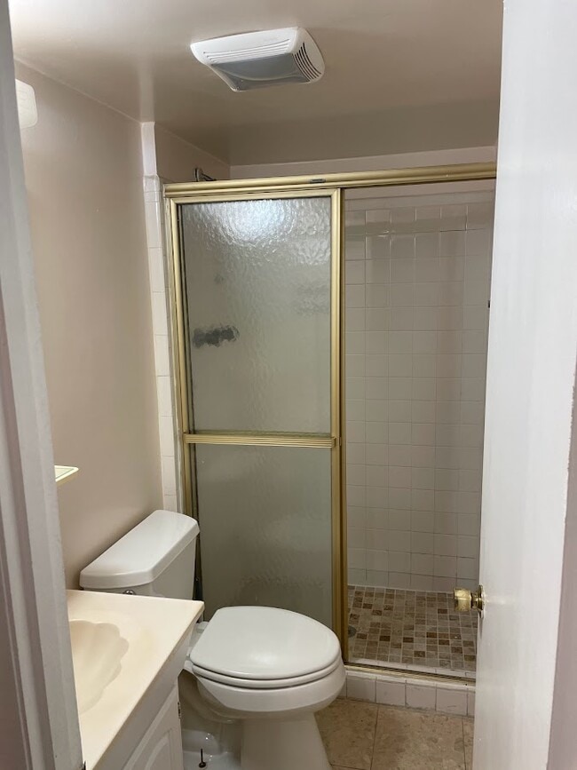 Foto del edificio - 9510 Lawnsberry Ter