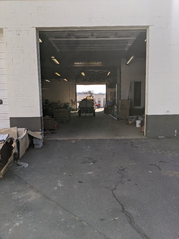 Building Photo - 40 Tolland Stage Rd