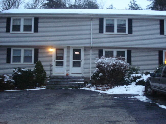Building Photo - 843 Boston Rd