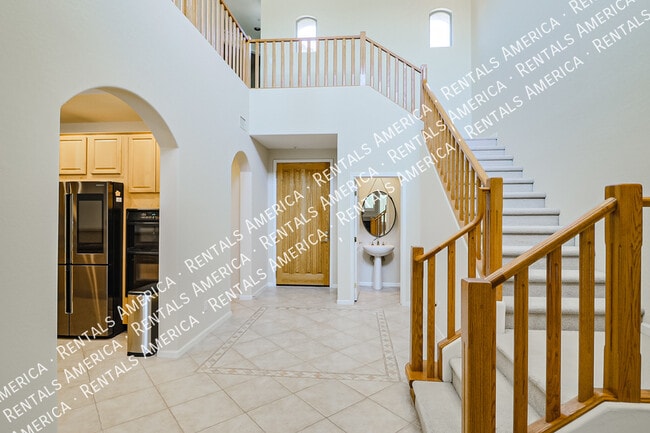 Building Photo - 20802 N Grayhawk Dr