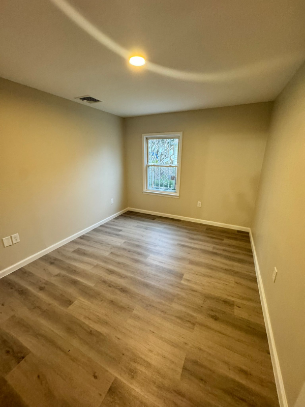 Building Photo - 878 Hunterdon St
