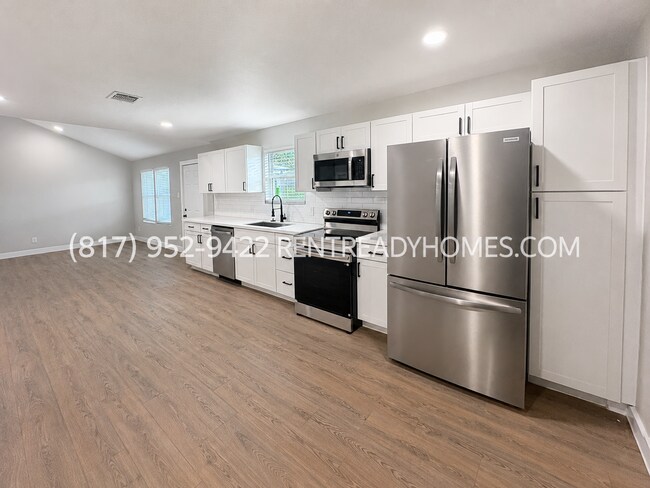 Building Photo - 16511 Quail Briar Dr