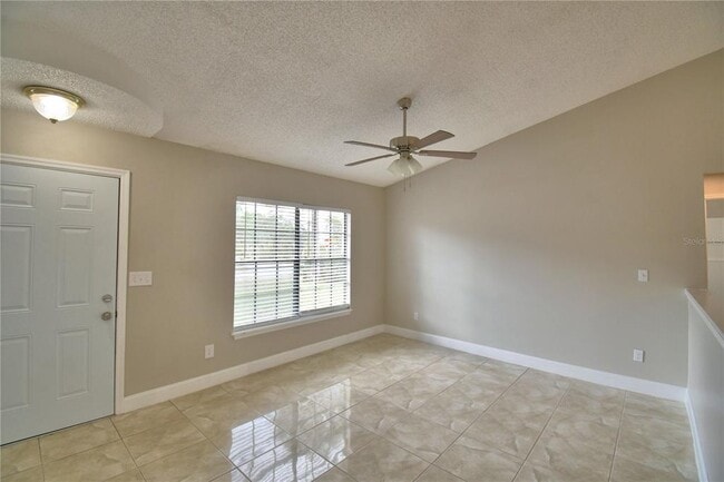 Foto del edificio - 531 Katherwood Ct